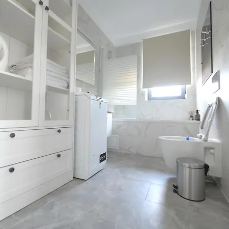Apartment Modern Near Therme And Airport Bucharest