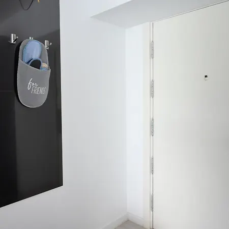 Apartment Modern Near Therme And Airport